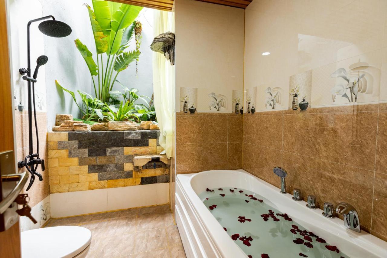 Sea Night Hotel Phan Thiet Bagian luar foto